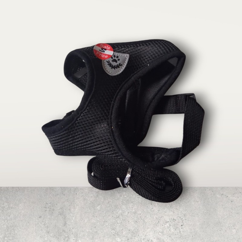 Black dog harness with lead  size medium